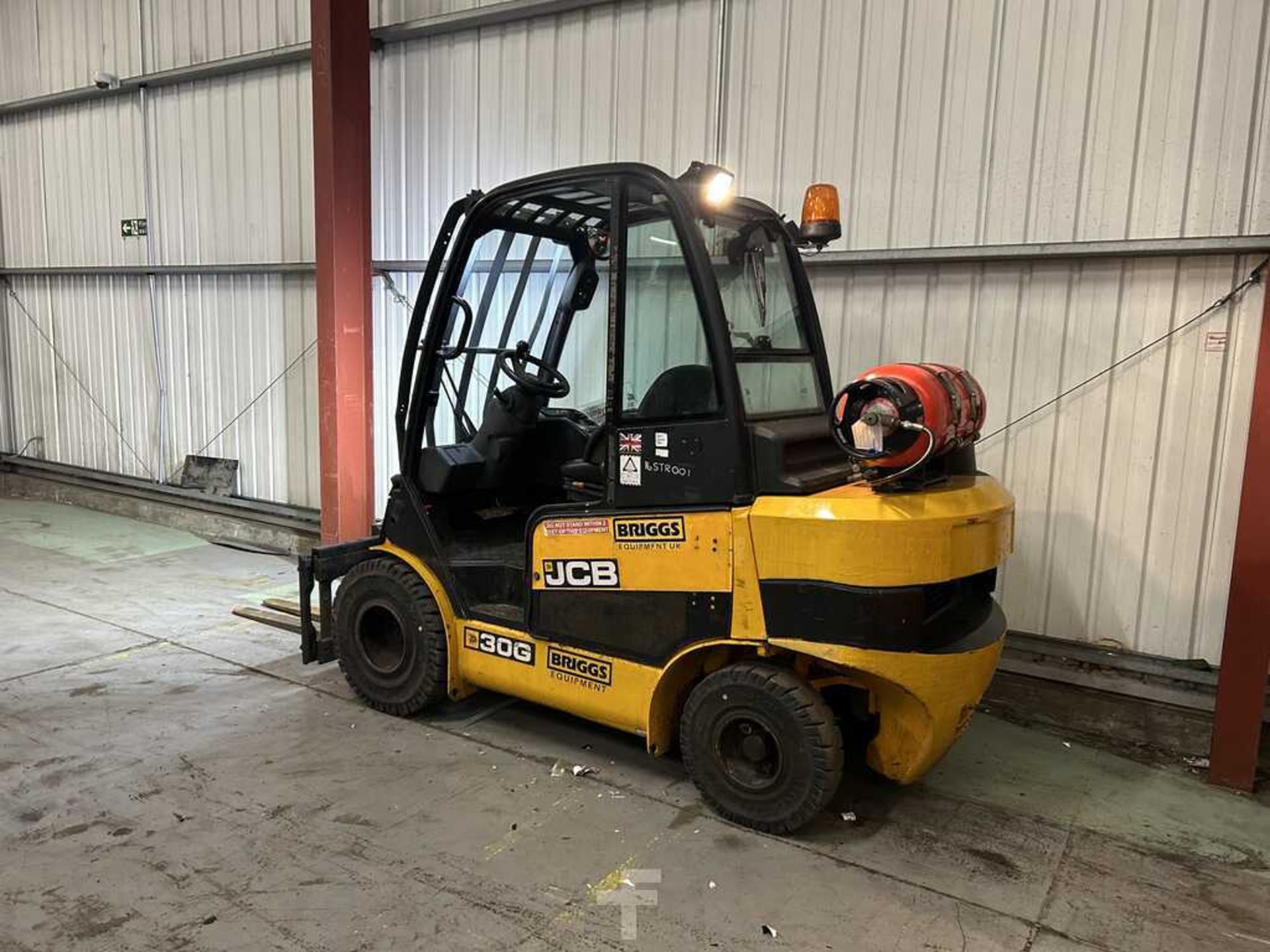 2016 JCB TLT30G TELEHANDLER - Image 3 of 5