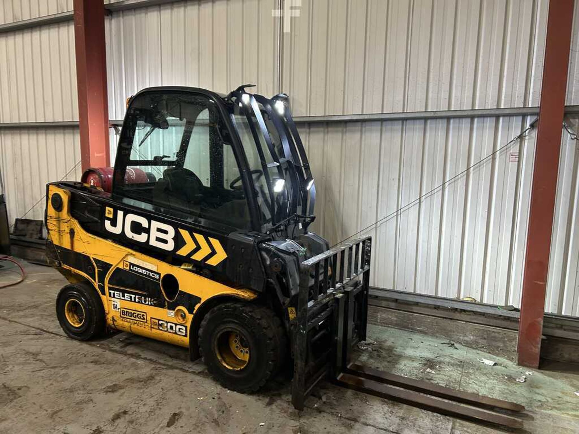 2018 JCB TLT30G FIXED TELEHANDLER - Image 4 of 6