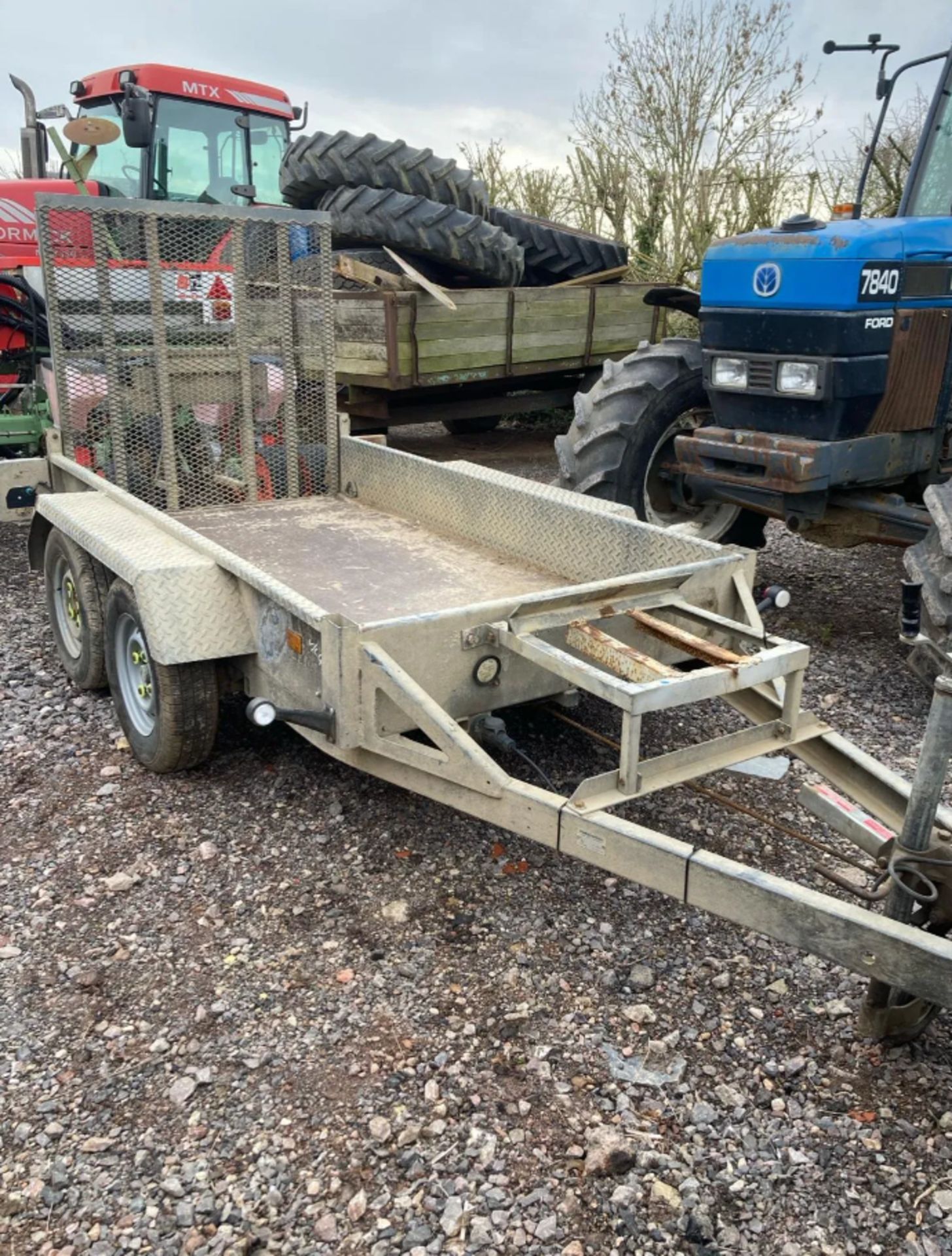 INDESPENSION 2.7T TWIN AXLE PLANT TRAILER - Image 3 of 6