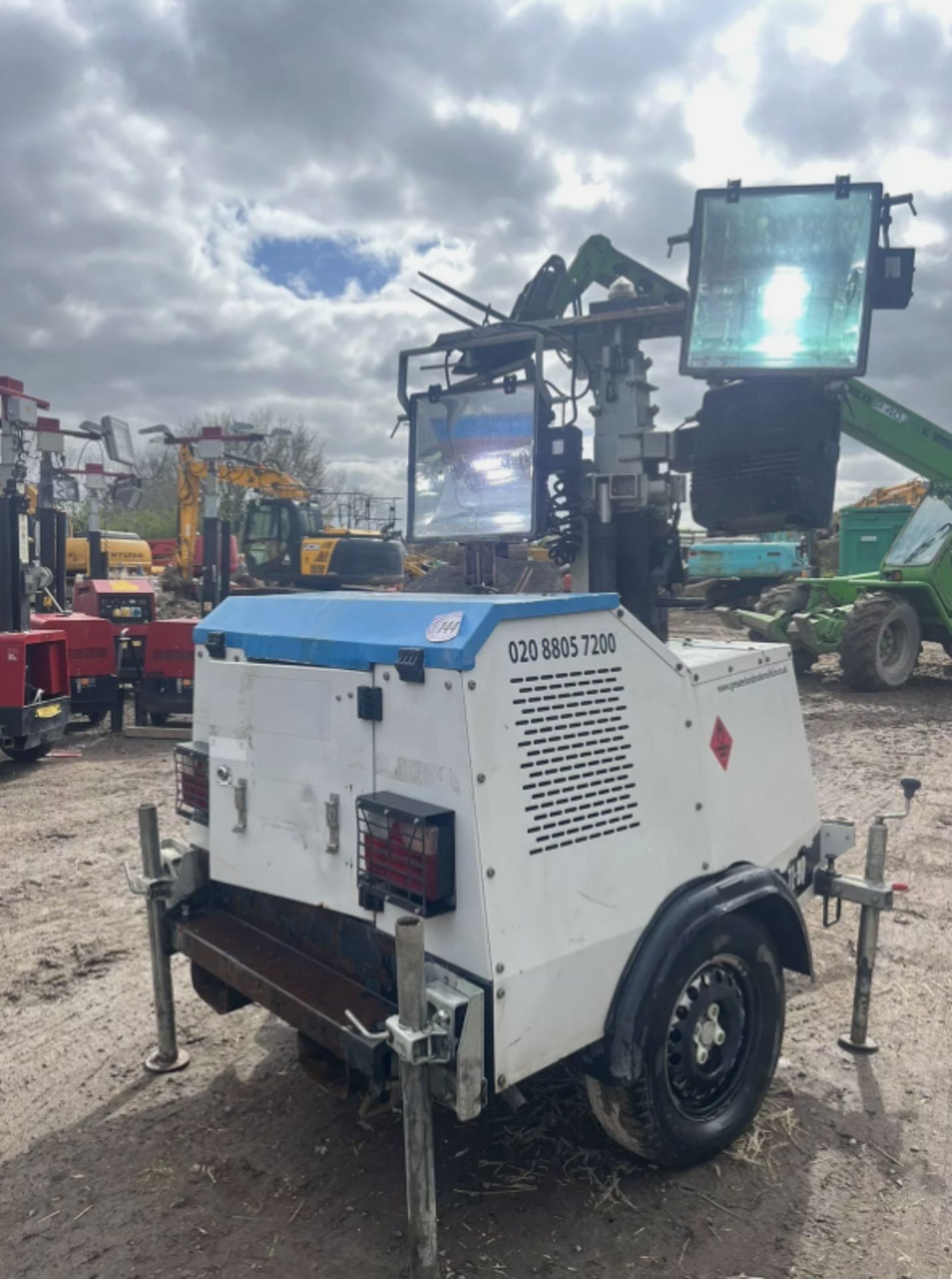 2012 SMC LIGHTING TOWER – KUBOTA ENGINE, LOW HOURS - Image 2 of 10