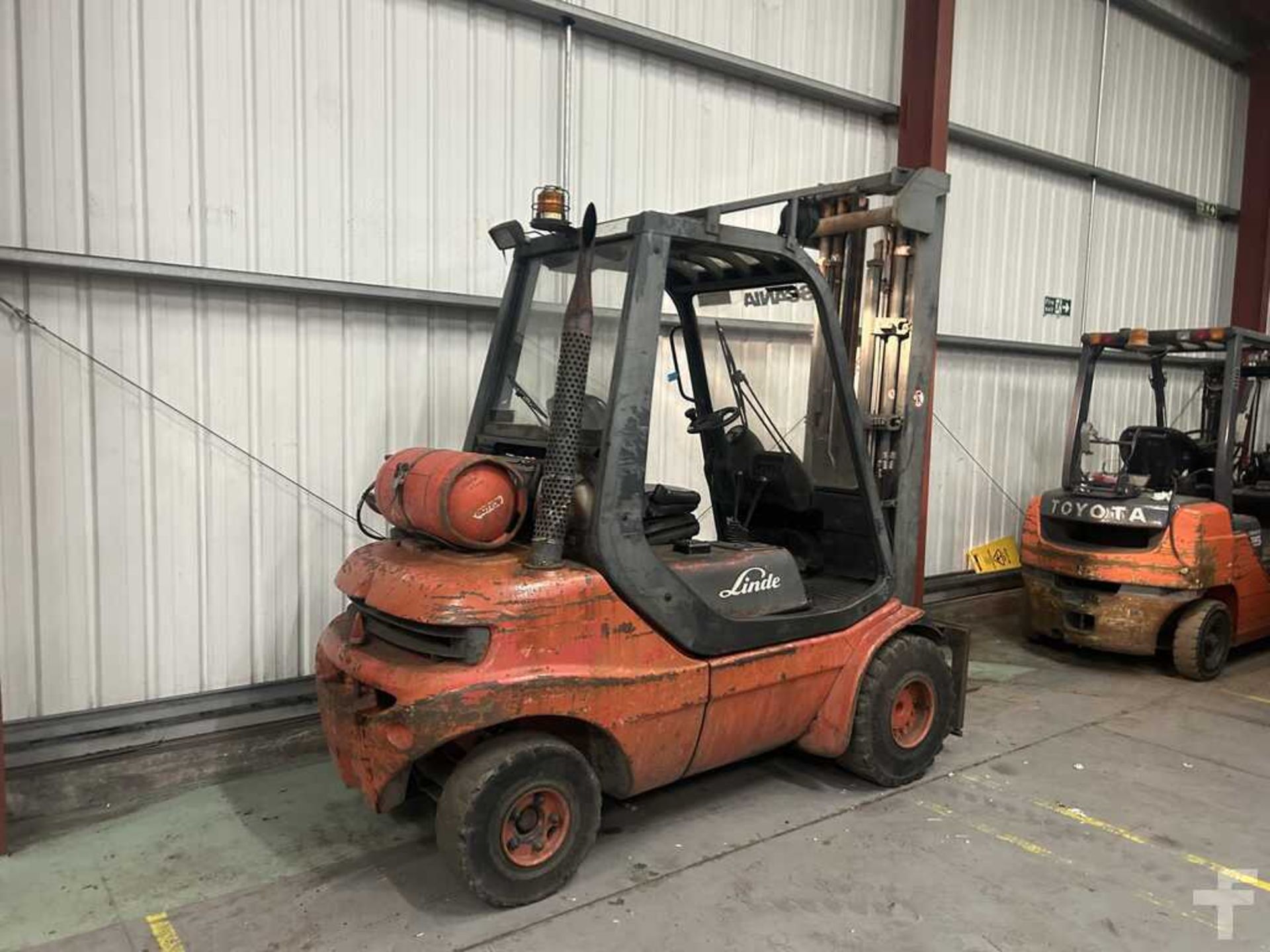 LINDE H30T-03 LPG FORKLIFT - YEAR 1998 - Image 6 of 6
