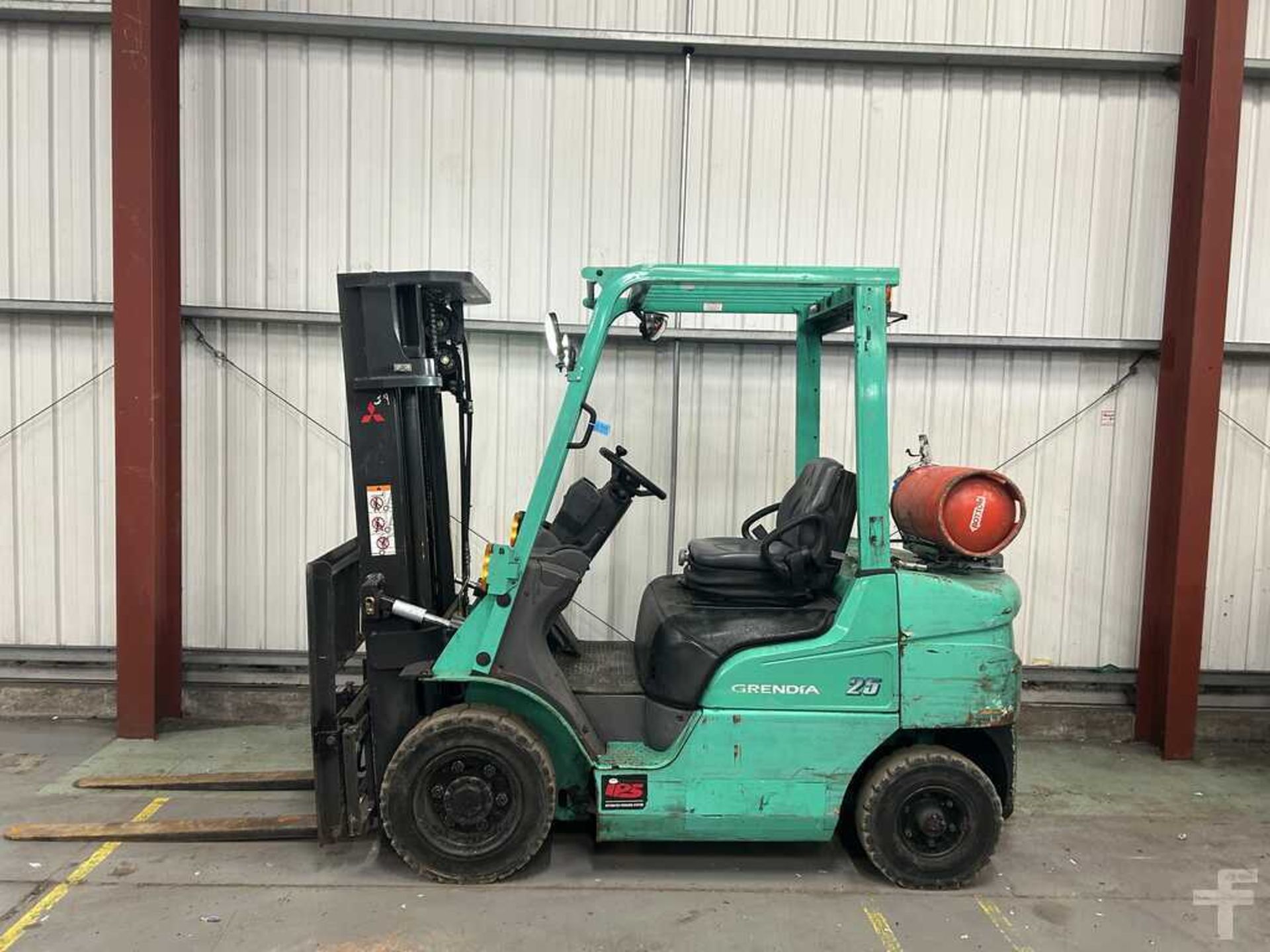 MITSUBISHI FG25NT LPG FORKLIFT - YEAR 2014