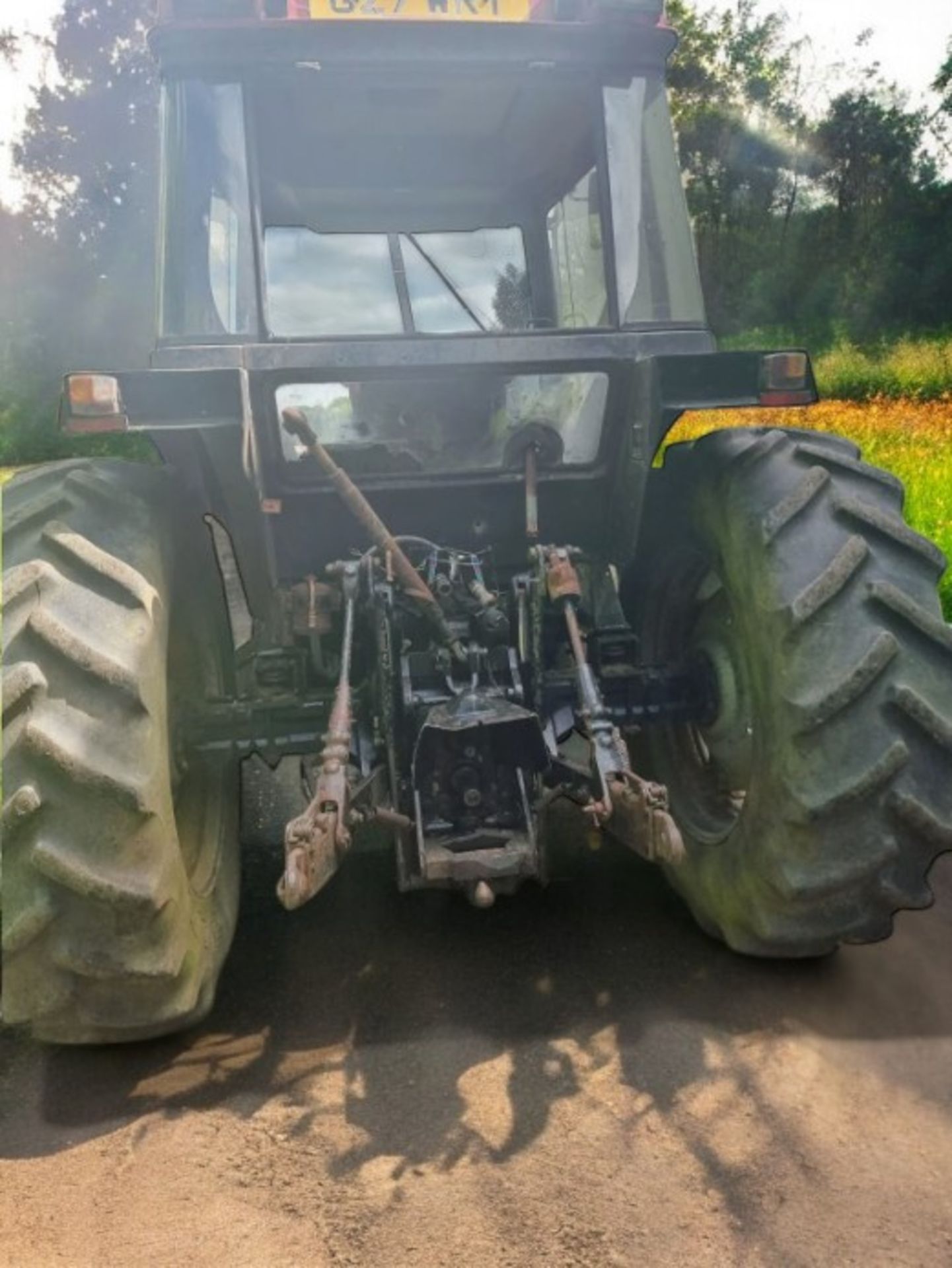 CASE 855 SUPER TWO TRACTOR - Image 4 of 7