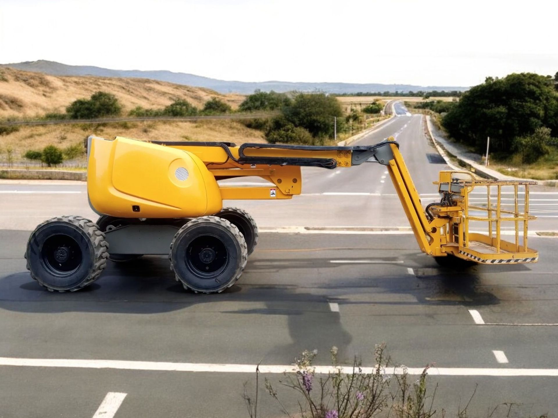 2008 HAULOTTE HA16PXNT CHERRY PICKER