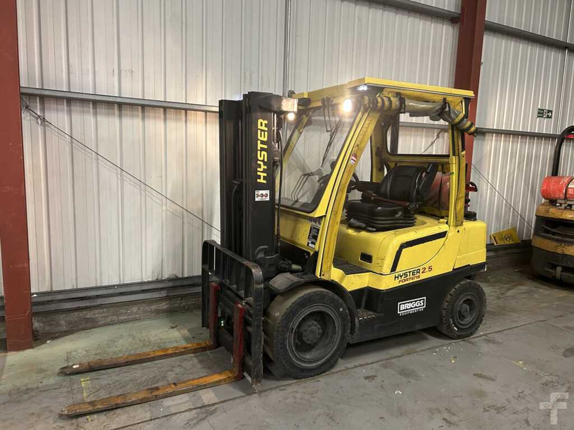 2016 HYSTER H2.5FT LPG FORKLIFT - Image 2 of 5