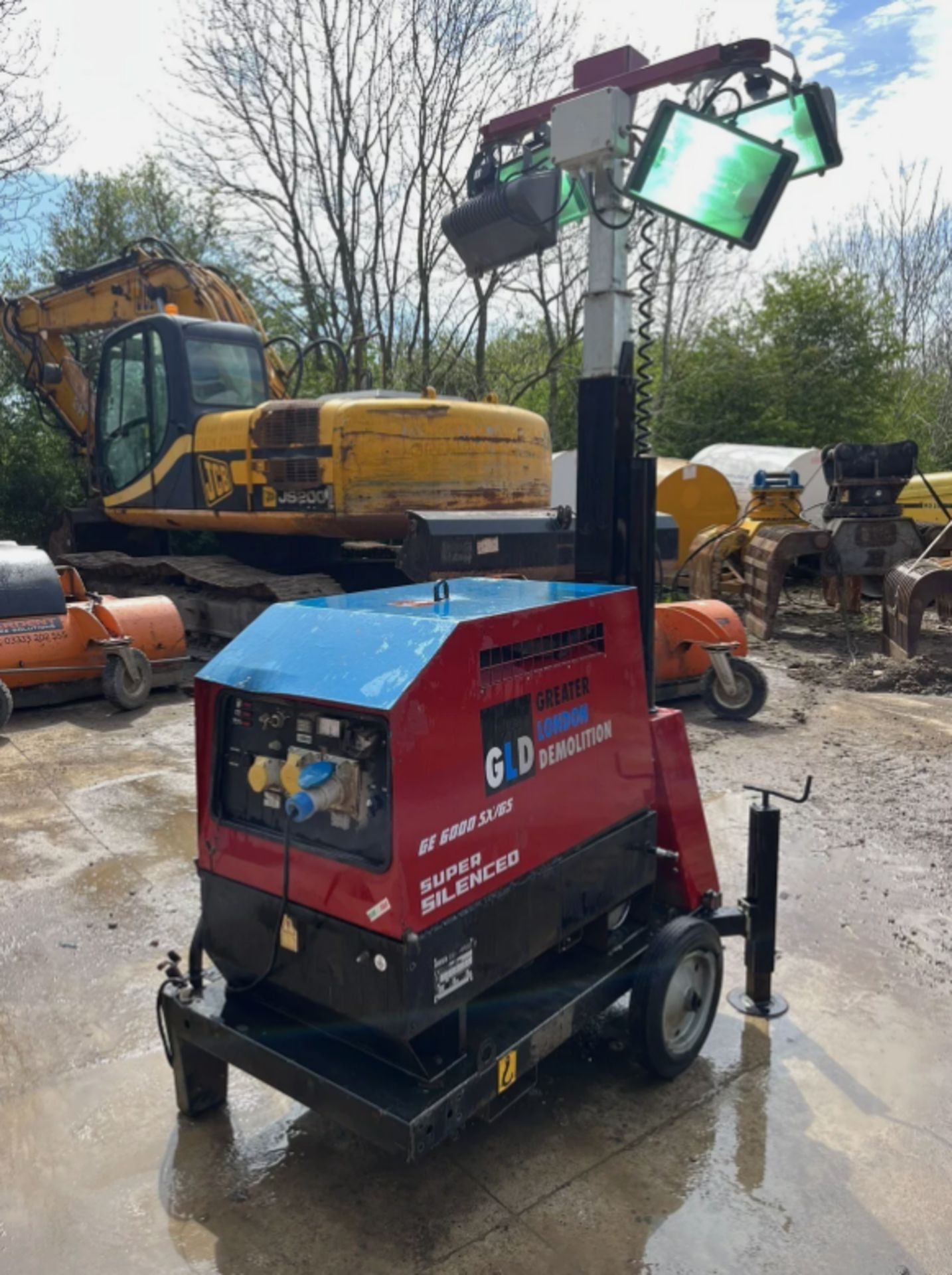 2014 MOSA GE6000 LIGHTING TOWER GENERATOR - Image 3 of 4