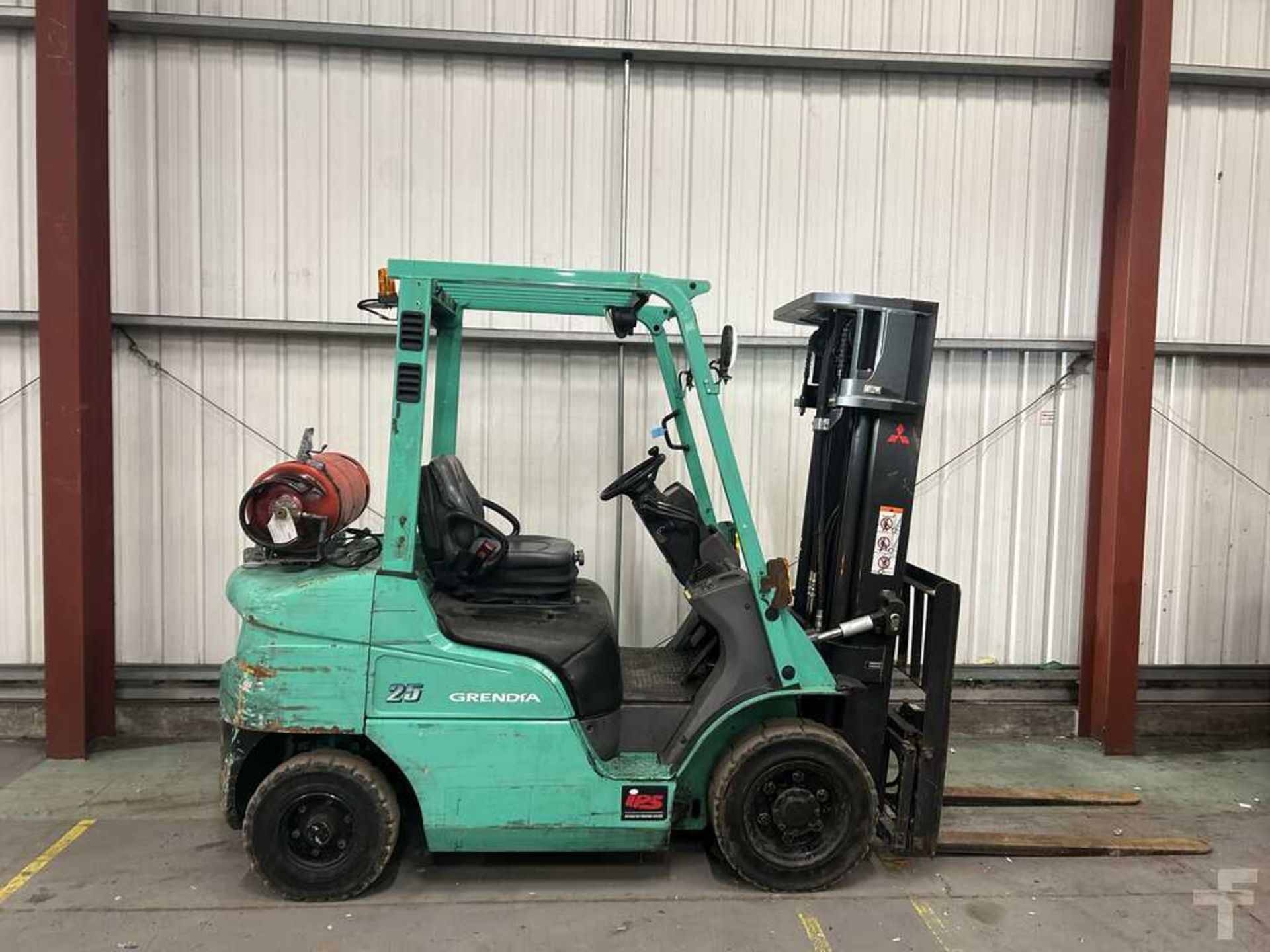 MITSUBISHI FG25NT LPG FORKLIFT - YEAR 2014 - Image 5 of 6