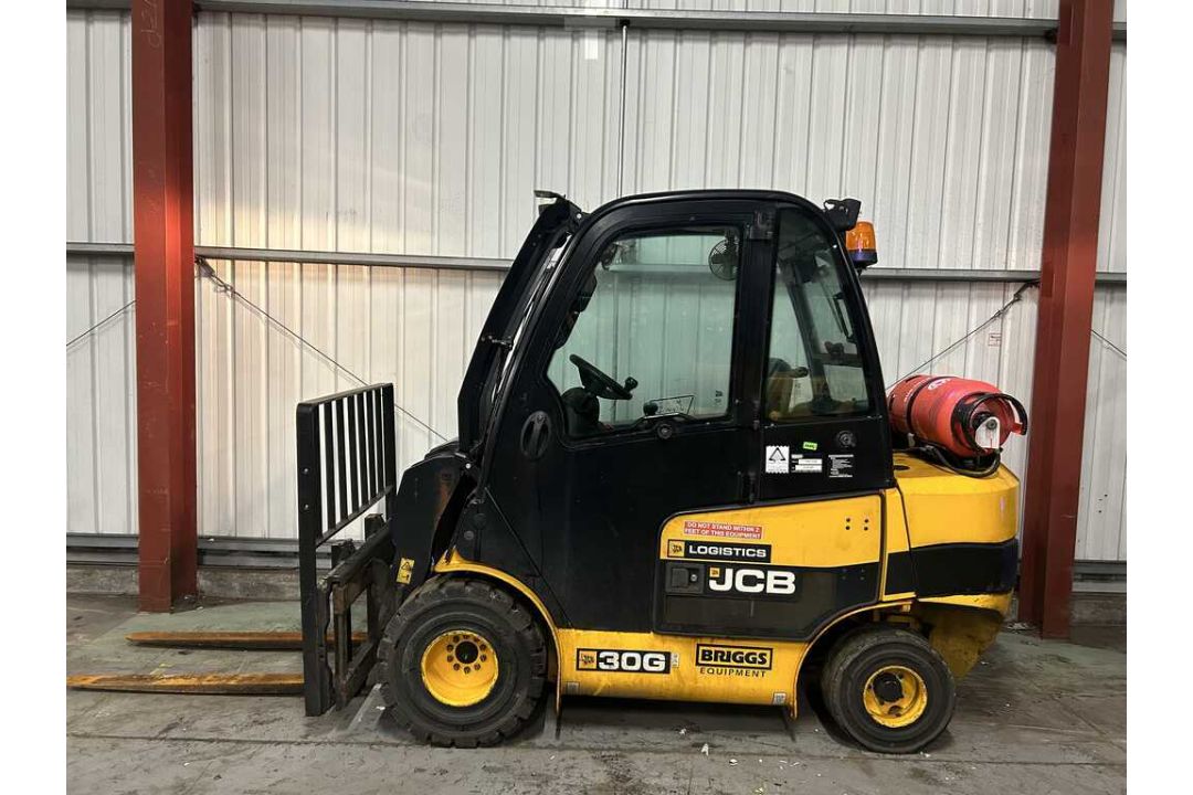 2019 JCB TLT30G FIXED TELEHANDLER - Image 1 of 6