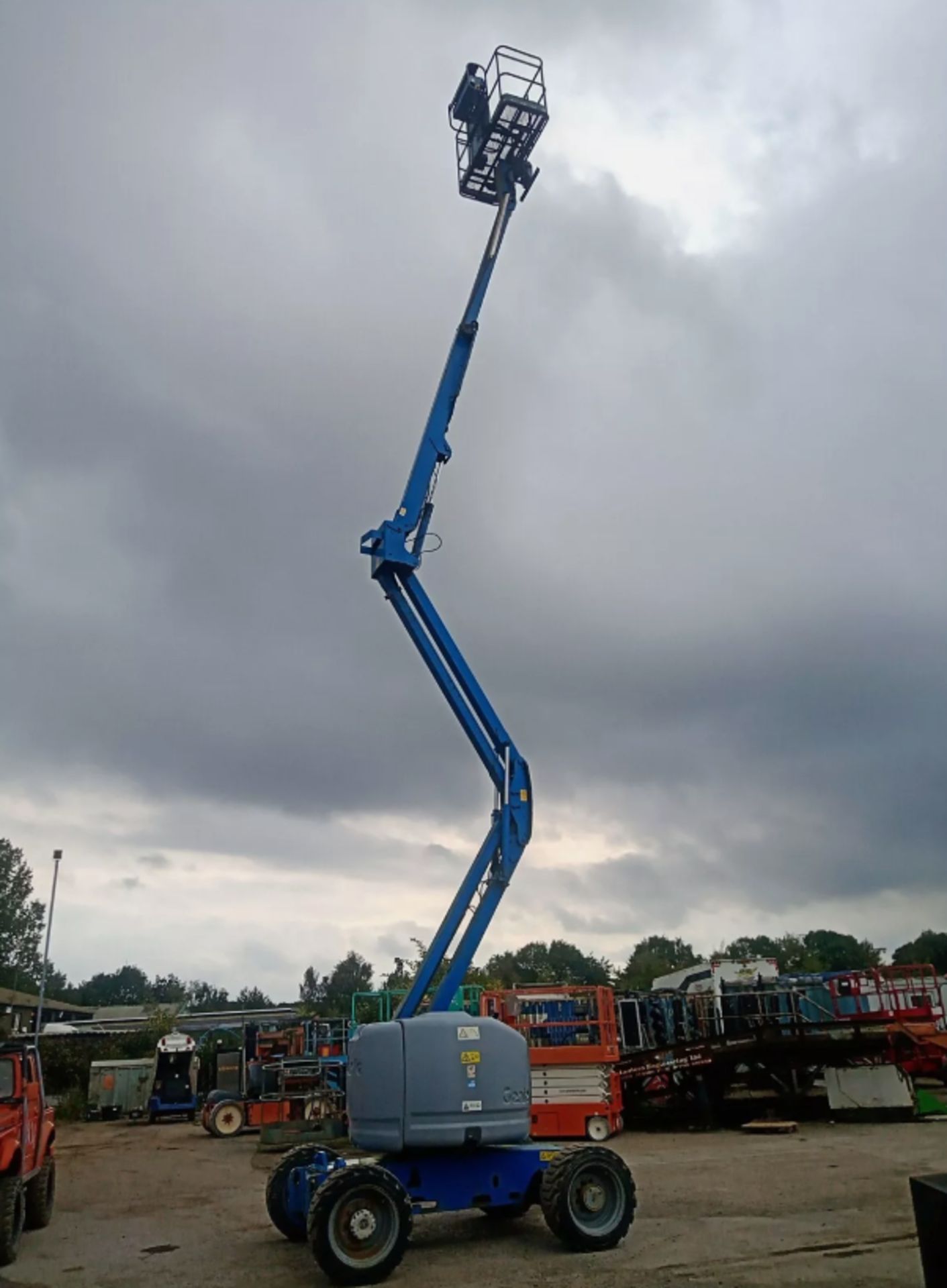 2005 GENIE Z45/25 CHERRY PICKER ACCESS PLATFORM - Image 13 of 14