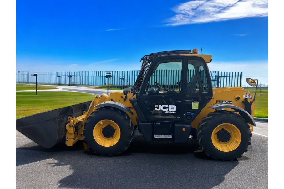 2019 JCB 541-70 TELEHANDLER (FIXED) - Image 1 of 5