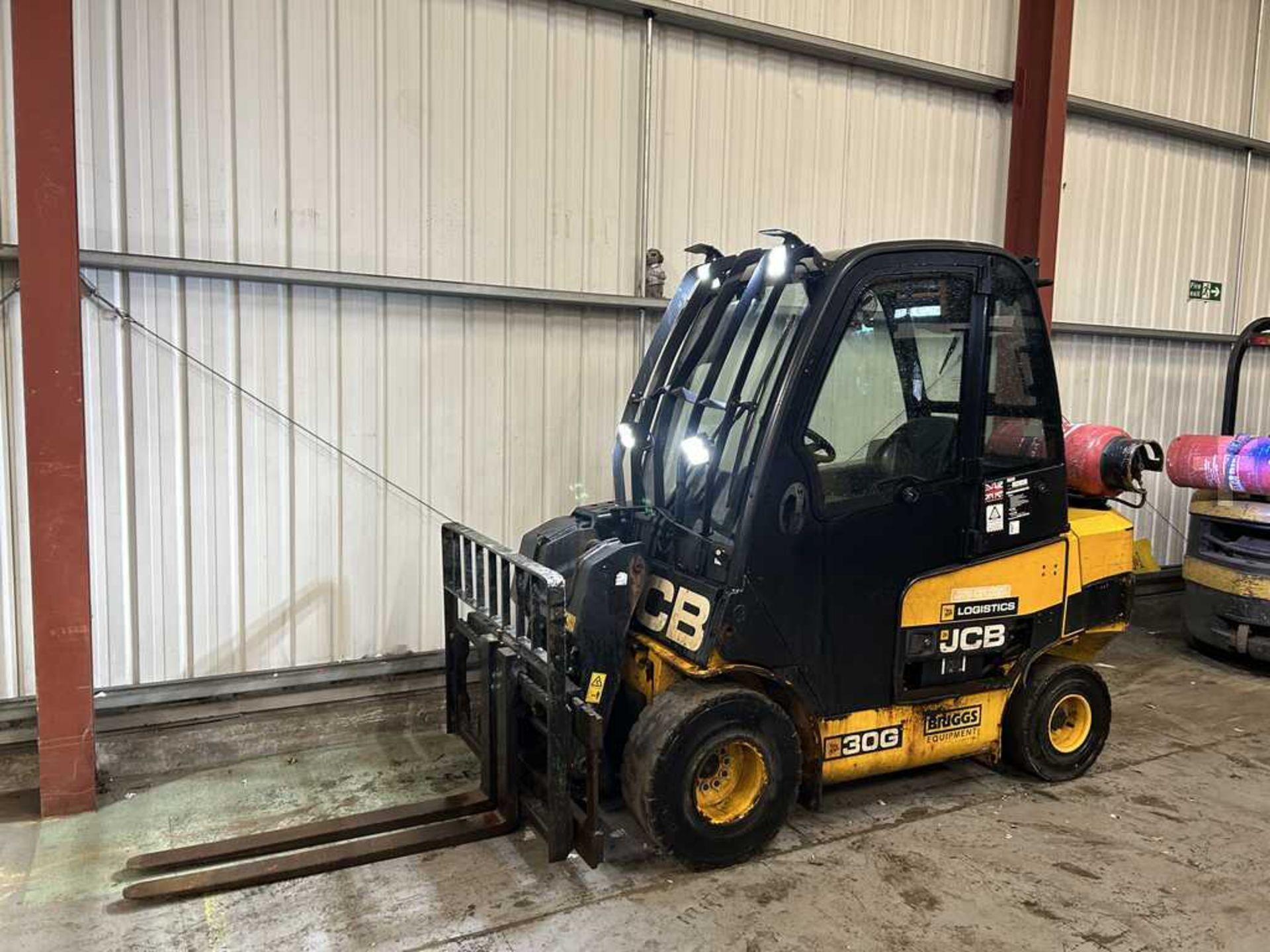 2018 JCB TLT30G FIXED TELEHANDLER - Image 2 of 6