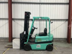 **(INCLUDES CHARGER)**2002 MITSUBISHI FB16K ELECTRIC FORKLIFT (4-WHEEL)