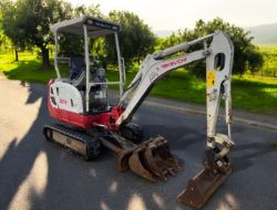 2015 TAKEUCHI TB216 1.7 TONNE EXCAVATOR DIGGER