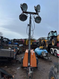 2012 ARC GEN TOWABLE LIGHTING TOWER