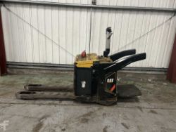 **(INCLUDES CHARGER)** CAT NPV20N2 ELECTRIC PALLET TRUCK (2019)