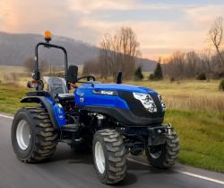 SOLIS S26 26HP COMPACT TRACTOR WITH WOODCHIPPER