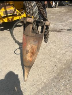 HYDRAULIC BREAKER TO FIT EXCAVATOR