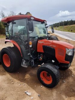 2022 KUBOTA L2452 TRACTOR