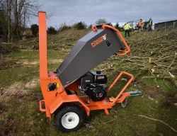 HEAVY DUTY WOOD CHIPPER – 15HP PETROL ENGINE, 3.5