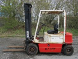 KALMAR COD 2.5 TON DIESEL FORKLIFT – FORKLIFT TRUCK / STACKER