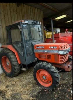 KUBOTA L4850 TRACTOR