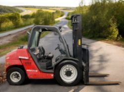 MANITOU MSI30 T 3 TON DIESEL FORKLIFT – 2006 – 677 HOURS – PERKINS DIESEL ENGINE