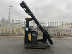 **(INCLUDES CHARGER)** CAT NR20N2X ELECTRIC REACH TRUCK (2020)