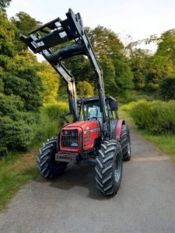 MASSEY FERGUSON 4345 LOADER TRACTOR (2001)
