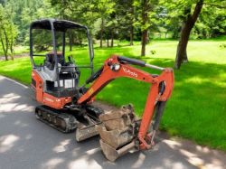 KUBOTA KX015-4 MINI EXCAVATOR – 2017 – 1.5T