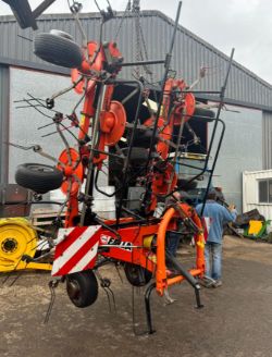 FELLA 8 ROTOR TEDDER