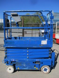 UPRIGHT MX19 SCISSOR LIFT – ACCESS PLATFORM / CHERRY PICKER