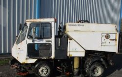 SCARAB MINOR ROAD SWEEPER – DIESEL-POWERED STREET CLEANER