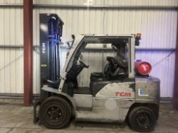 2016 TCM J1F4A40LQ LPG FORKLIFT CAPACITY: 4,000 KG
