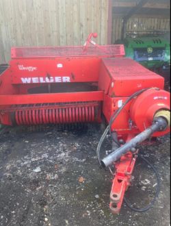 WELGER AP630 BALER