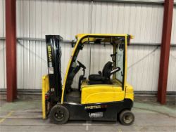 2017 HYSTER H1.8XN ELECTRIC FORKLIFT (4-WHEEL) **(INCLUDES CHARGER)**