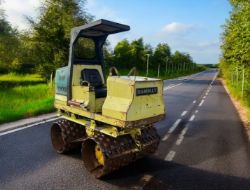 1997 RAMMAX RW2900 TRENCH ROLLER