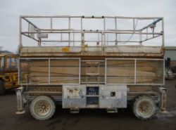SKYJACK SJ9250 SCISSOR LIFT ACCESS PLATFORM