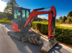 2018 KUBOTA U27-4 2.7 TONNE EXCAVATOR DIGGER