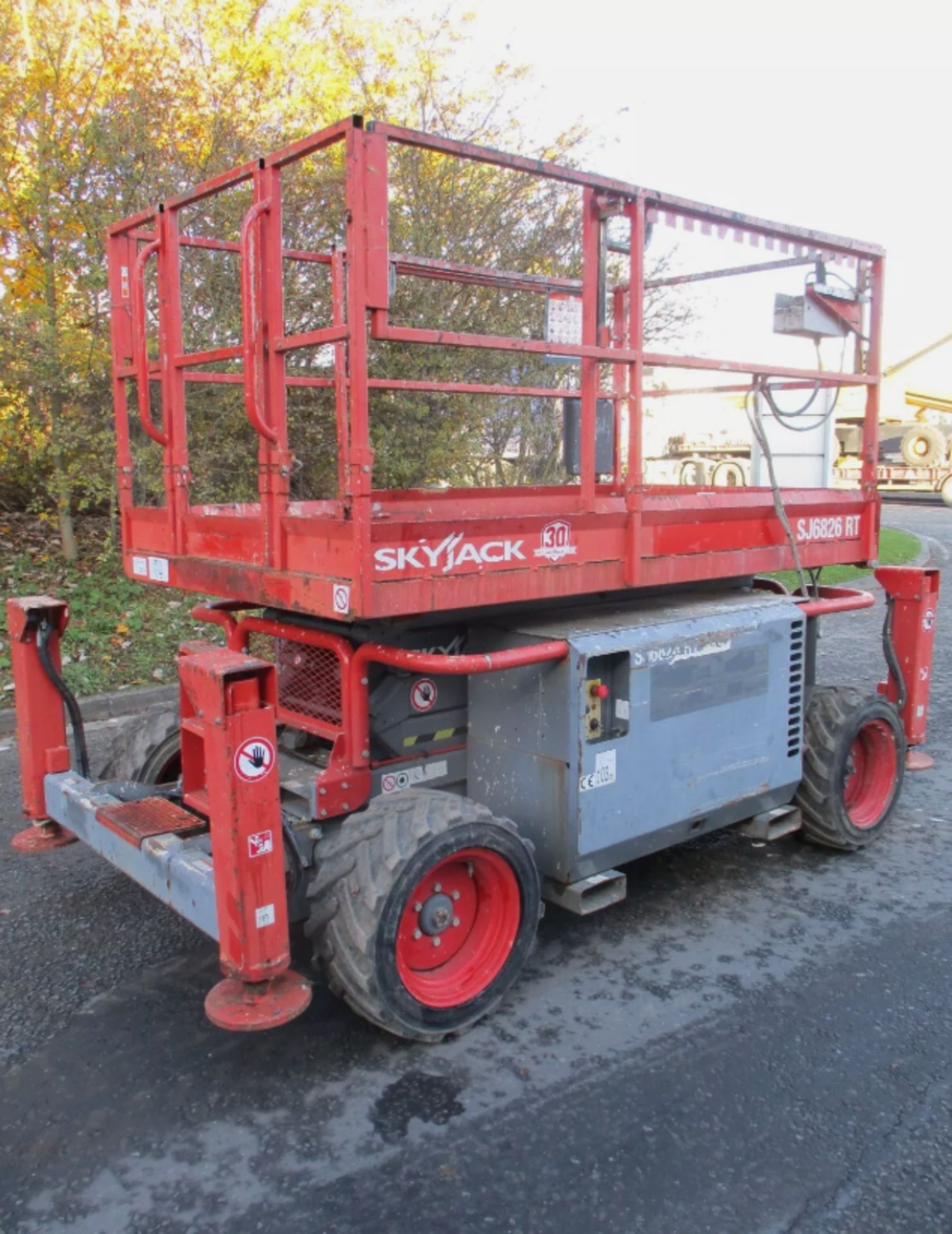 2015 SKYJACK SJ6826 SCISSOR LIFT ACCESS PLATFORM - Image 13 of 13