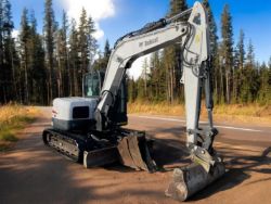 2014 BOBCAT E85 8.6T MIDI EXCAVATOR – 2605 HOURS – 3 BUCKETS