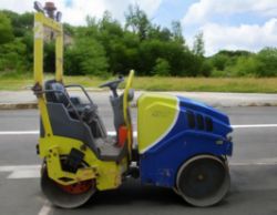 2014 HAMM HD8 VIBRATING ROLLER – 800MM WIDE