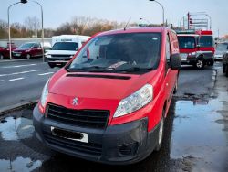 2016 PEUGEOT EXPERT 1200 L2H1 HDI PANEL VAN - DIESEL, MANUAL, RED | 87K MILES ONLY