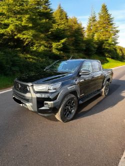 2021 TOYOTA HILUX INVINCIBLE X 2.8 D-4D 4WD DCB AUTO **(ONLY 82K MILEAGE)**