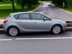 2011 VAUXHALL ASTRA EXCITE 1.4 (SILVER, 5-DOOR HATCHBACK) >>--NO VAT ON HAMMER--<<