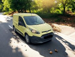 2015 FORD TRANSIT CONNECT 220 L1H1 CREW VAN – 5-SEATER