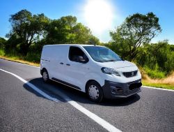 2019 (19) PEUGEOT EXPERT PRO STANDARD L2H1 MWB DIESEL >>--NO VAT ON HAMMER--<<