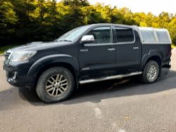 2014 TOYOTA HILUX INVINCIBLE 3.0 D-4D 4X4 DCB MANUAL **(ONLY 90K MILEAGE)**