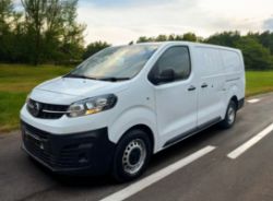 2019 (69 REG) VAUXHALL VIVARO 2900 EDITION 1.5 100 BLUEINJECTION L2H1 PANEL VAN