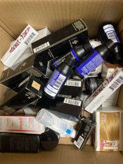 MIXED BOX OF BRANDED COSMETICS, MAKE UP & BEAUTY ITEMS (BOX 35)