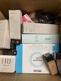 MIXED BOX OF BRANDED COSMETICS, MAKE UP & BEAUTY ITEMS (BOX 50)